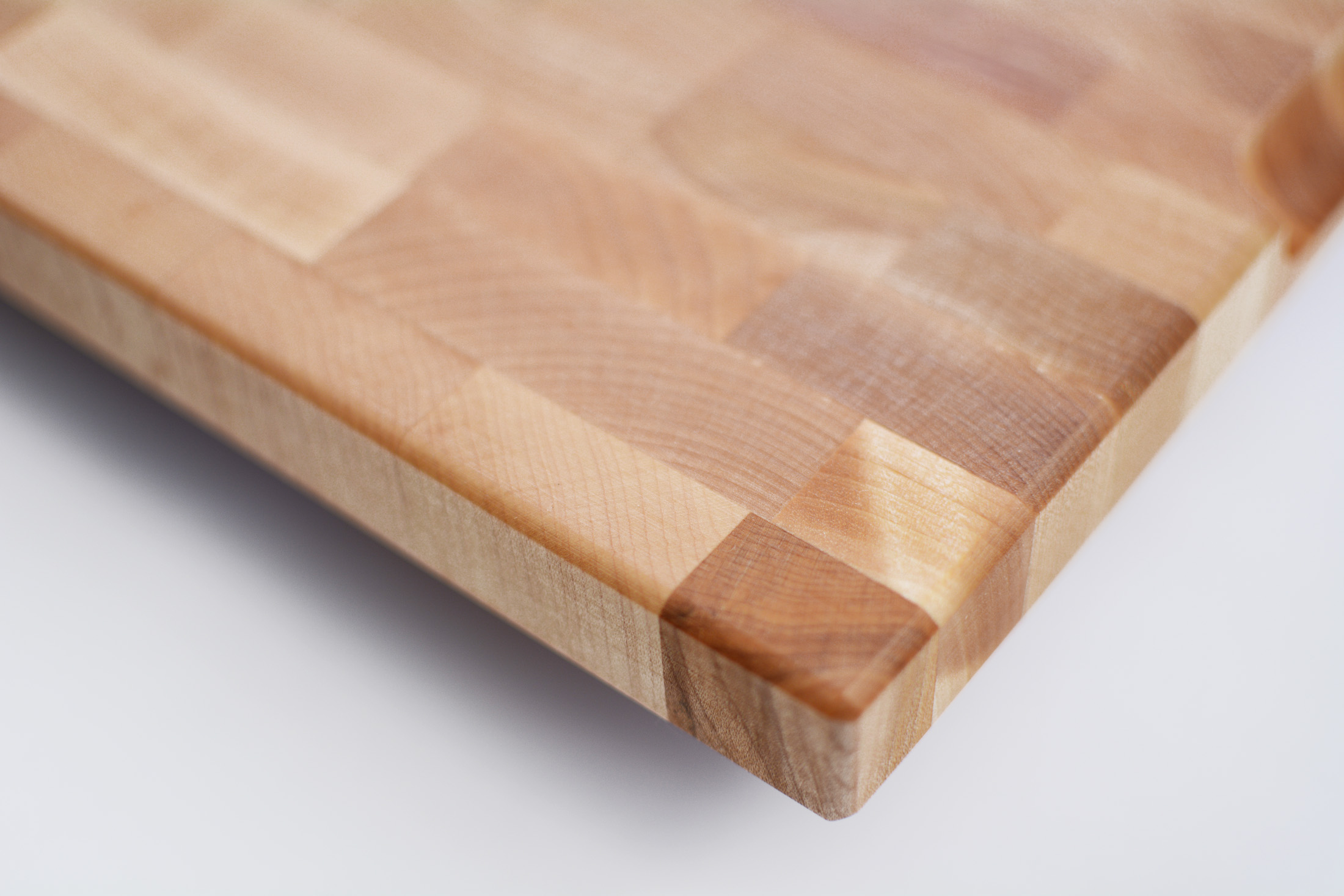 EndGrain Cutting Board at wholesale price. Made in Canada.